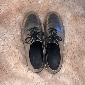 Alias Mae Silver loafers